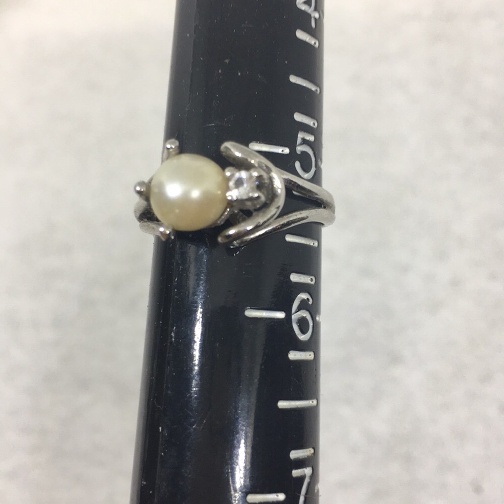 Uncas Genuine Pearl Sterling Silver CZ Ring 7 - Picture 7 of 9